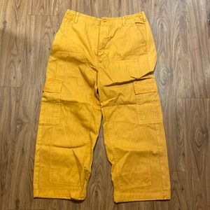 Universal Thread Yellow Cargo Style Pants Size 10